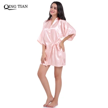 Logotipo Personalizado De Cabelo Rosa Salão De Robe De Cetim De Seda De Beleza Túnica Longa Toalha De Banho Manto Para Mulheres De Cabelo Liso Proteger Fantasia Pijama